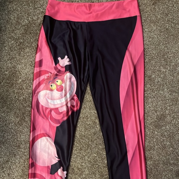 Pink and Black Cheshire Cat Leggings Size Medium . - Picture 7 of 7